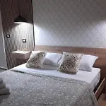 Garden Suite Apartment
