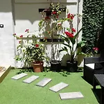 Garden Suite Apartment